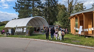 Besucher am Tag der offenen Tür